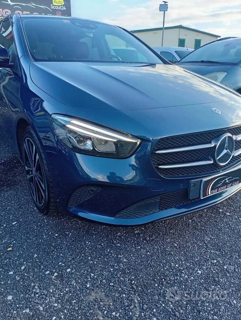 Mercedes-Benz B 180 2019 photo 3