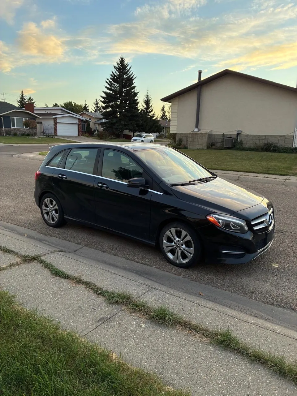 Mercedes-Benz B250 2018 photo 4