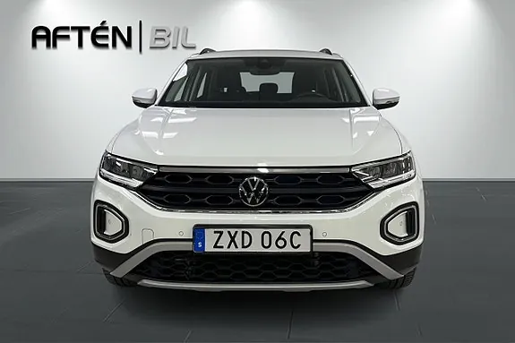 Volkswagen T-Roc 2023 photo 3