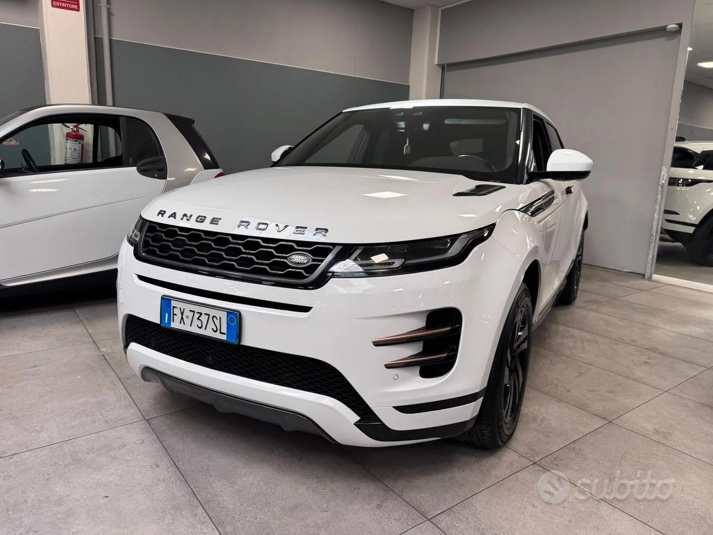 Land Rover Range Rover Evoque 2019 photo 3