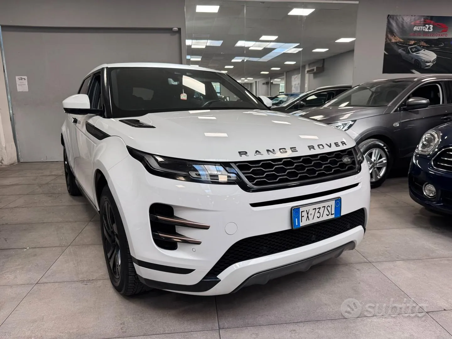 Land Rover Range Rover Evoque 2019 photo 4