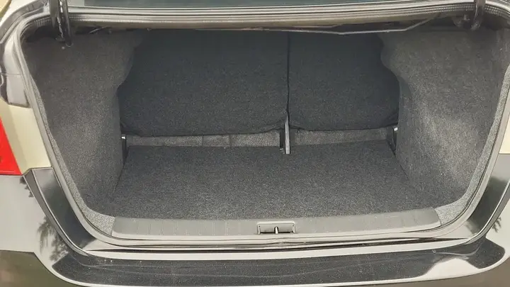 Nissan Sentra 2018 photo 5