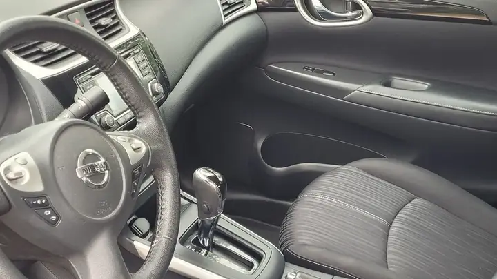 Nissan Sentra 2018 photo 3