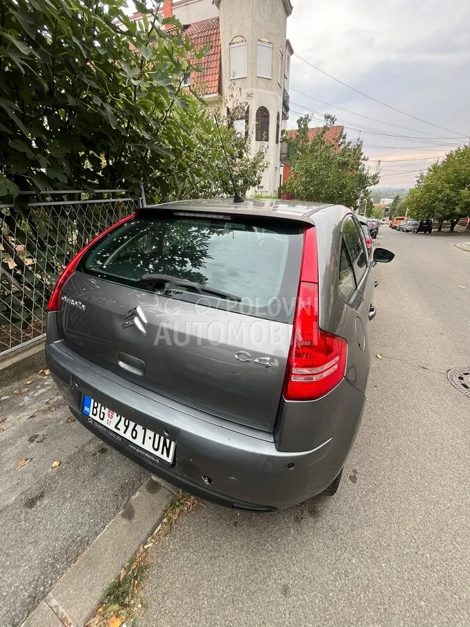 Citroen C4 2010 photo 3