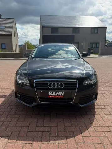Audi A4 2009 photo 2