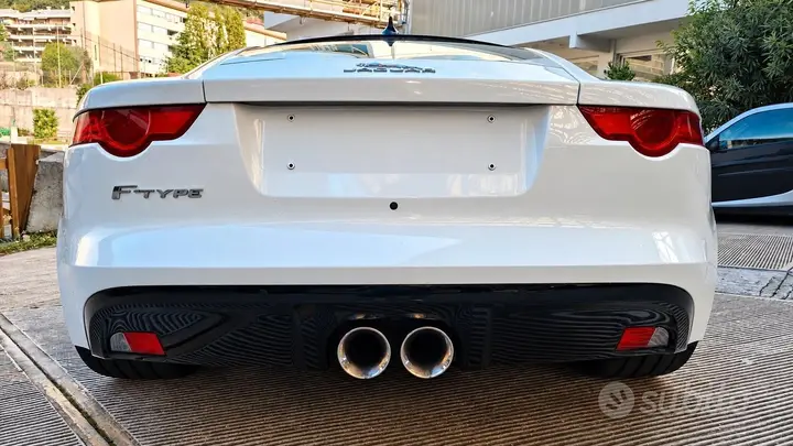 Jaguar F-Type 2016 photo 5