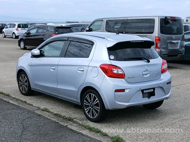 Mitsubishi Mirage 2017 photo 3