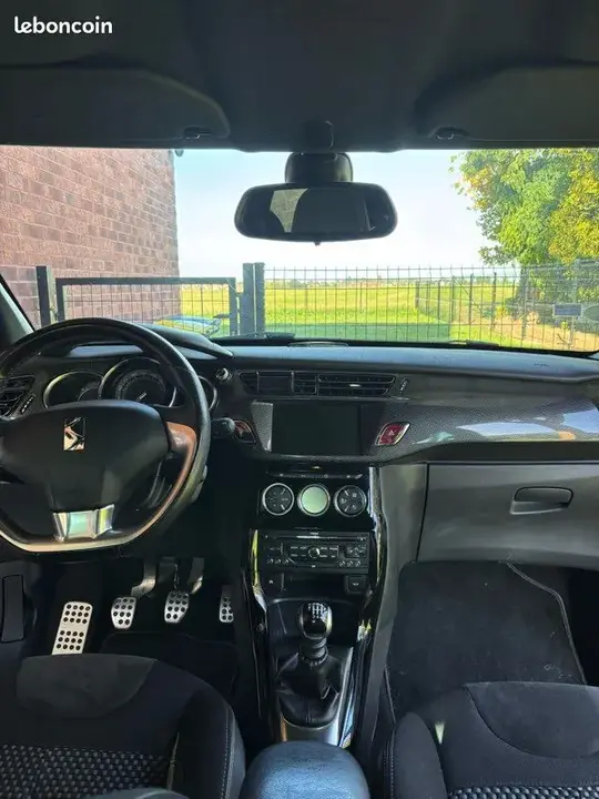 Citroen Ds3 2012 photo 3
