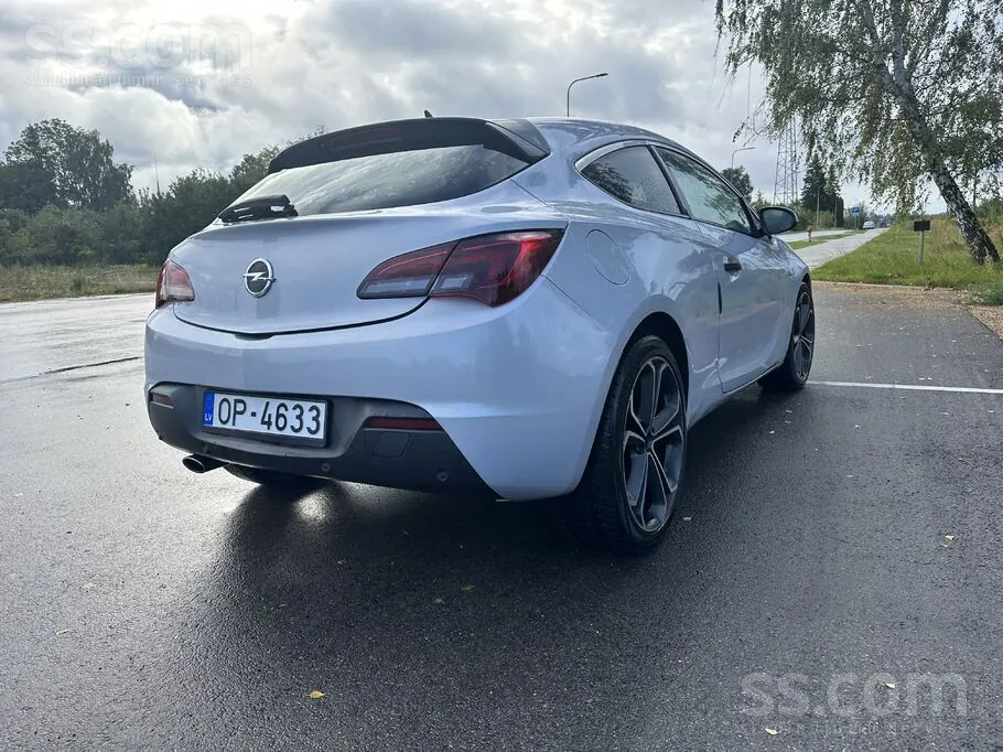Opel Astra 2012 photo 5