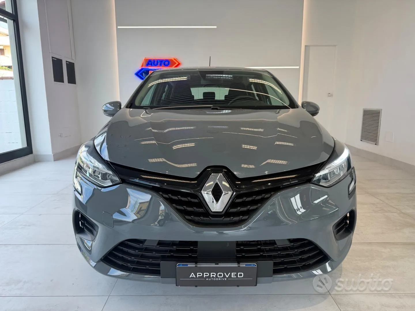 Renault Clio 2020 photo 2