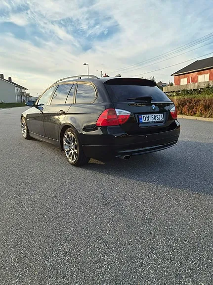 BMW 320D 2006 photo 4