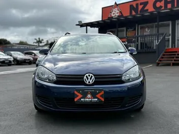 Volkswagen Golf 2010 photo 3