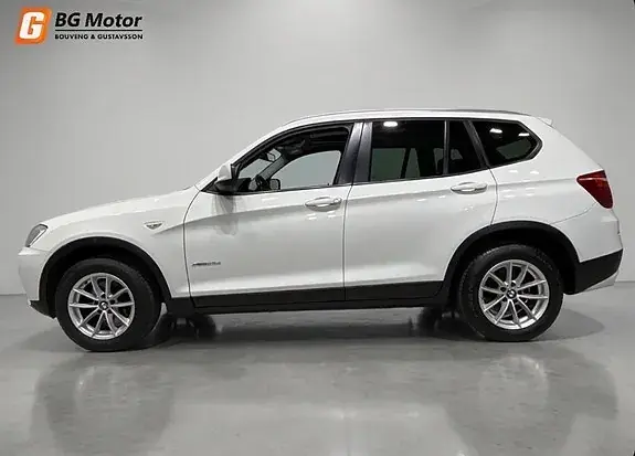 BMW X3 2012 photo 2