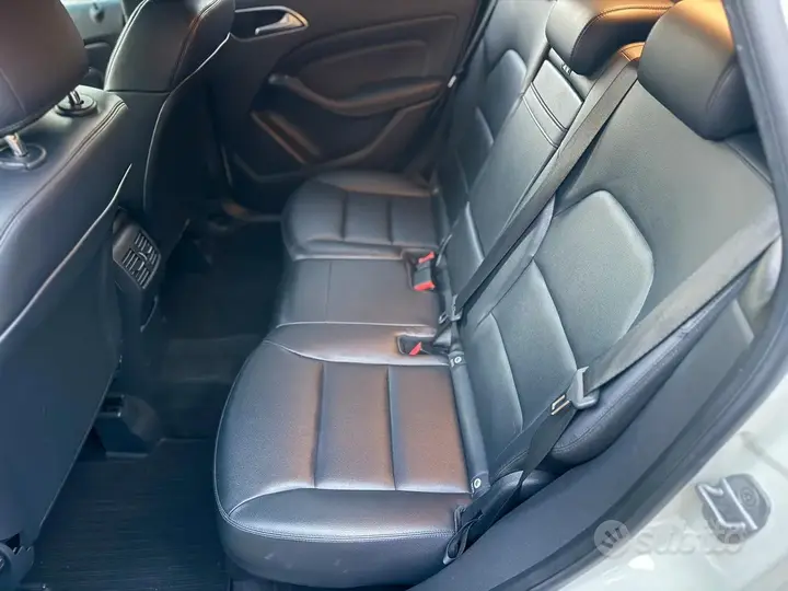 Mercedes-Benz B-Class 2012 photo 4