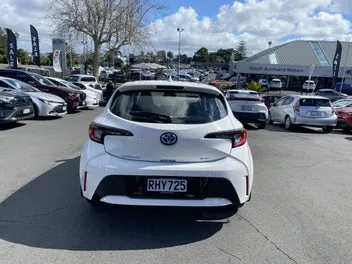 Toyota Corolla 2025 photo 4