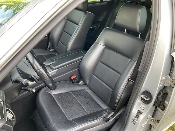 Mercedes-Benz E220 2014 photo 4