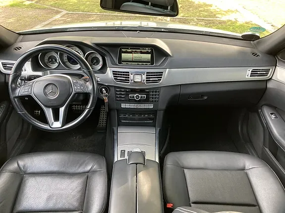 Mercedes-Benz E220 2014 photo 2