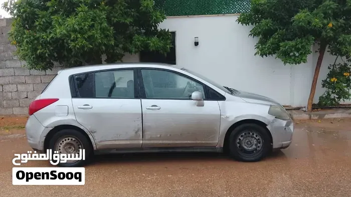 Nissan Tiida 2007 photo 3