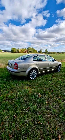 Skoda Superb 2006 photo 3