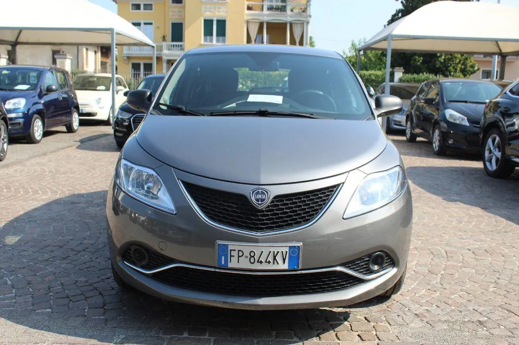 Lancia Ypsilon 2018 photo 5