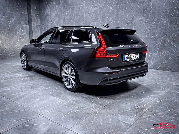 Volvo V60 2023 photo 5