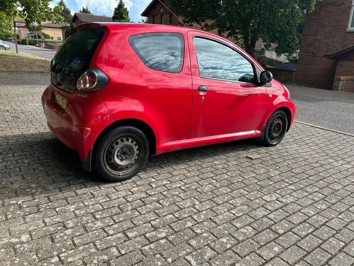 Toyota Aygo 2010 photo 4