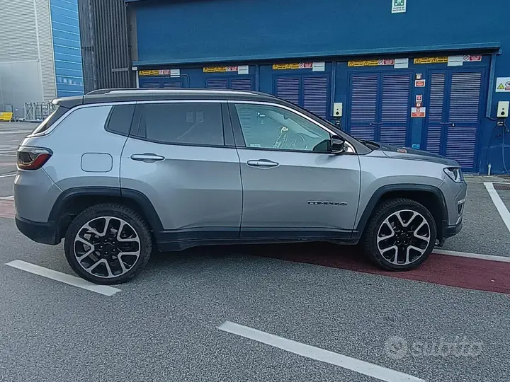Jeep Compass 2017 photo 2