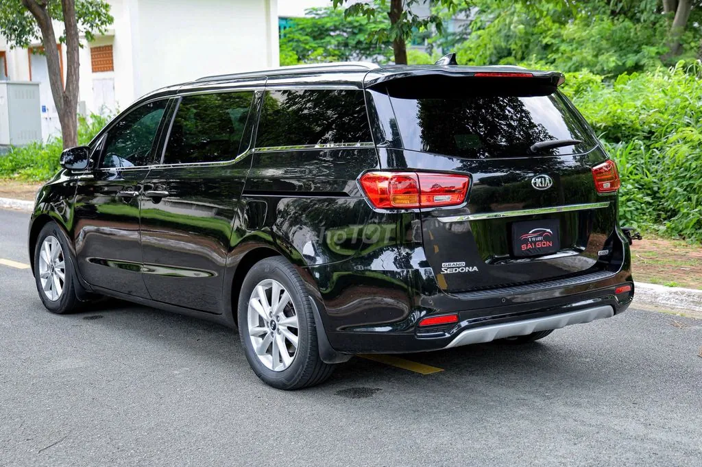 Kia Sedona 2019 photo 4