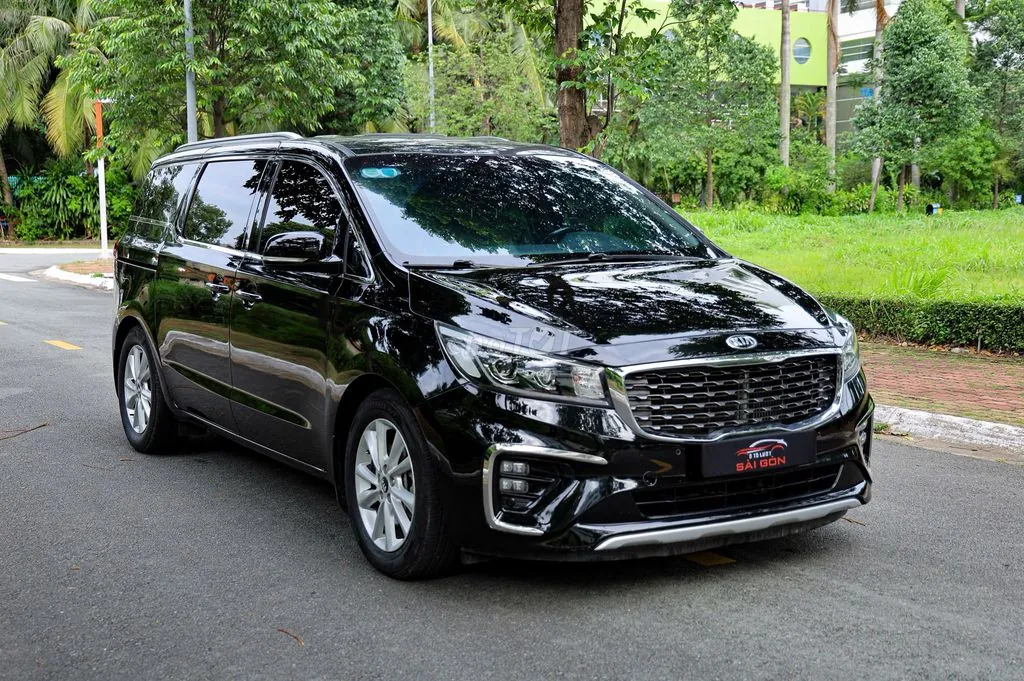 Kia Sedona 2019 photo 2
