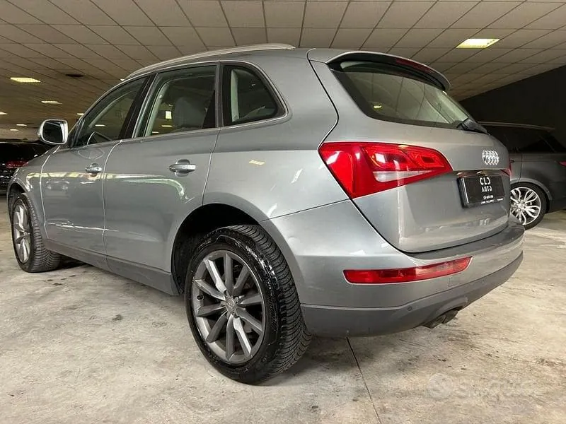 Audi Q5 2011 photo 2