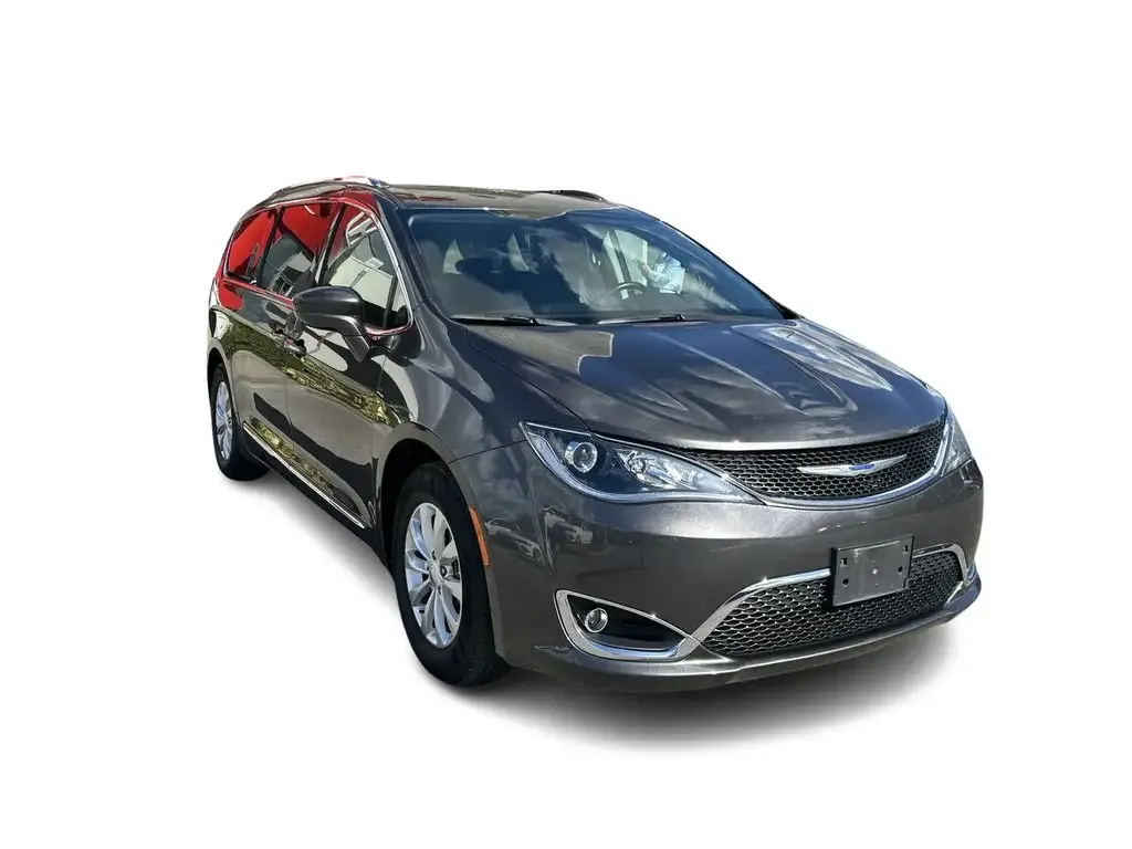 Chrysler Pacifica 2018 photo 3