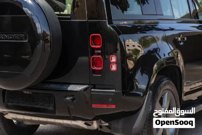 Land Rover Defender 2025 photo 3