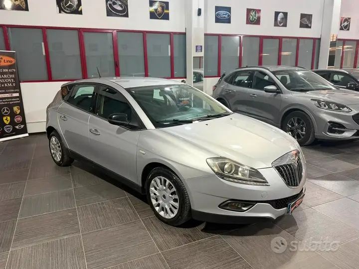 Lancia Delta 2009 photo 4