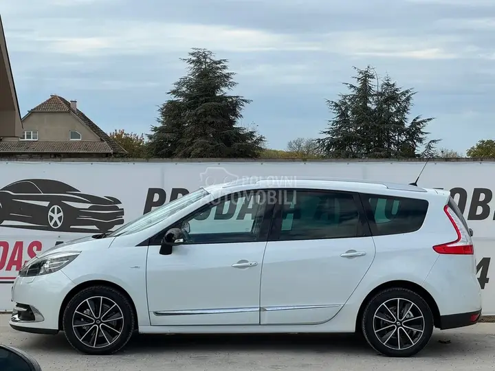 Renault Grand Scenic 2013 photo 4