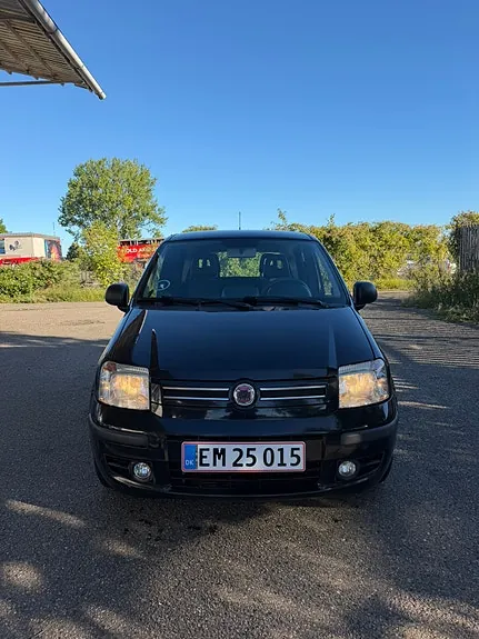 Fiat Panda 2011 photo 2