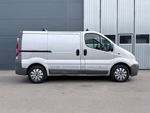 Opel Vivaro 2011 photo 5