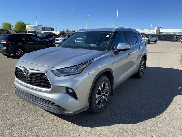 Toyota Highlander 2024 photo 3