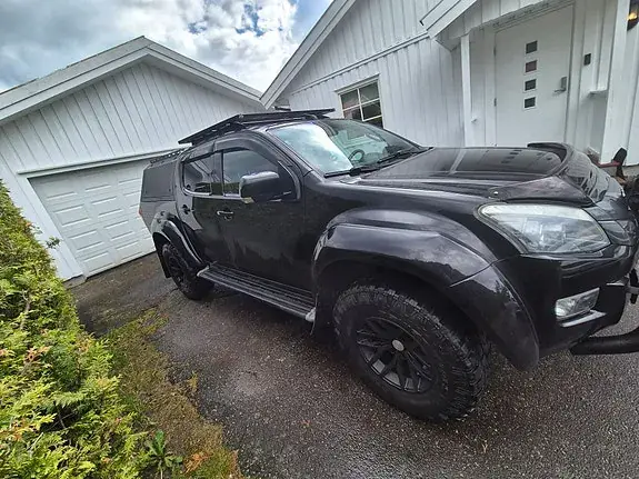 Isuzu D-Max 2016 photo 4