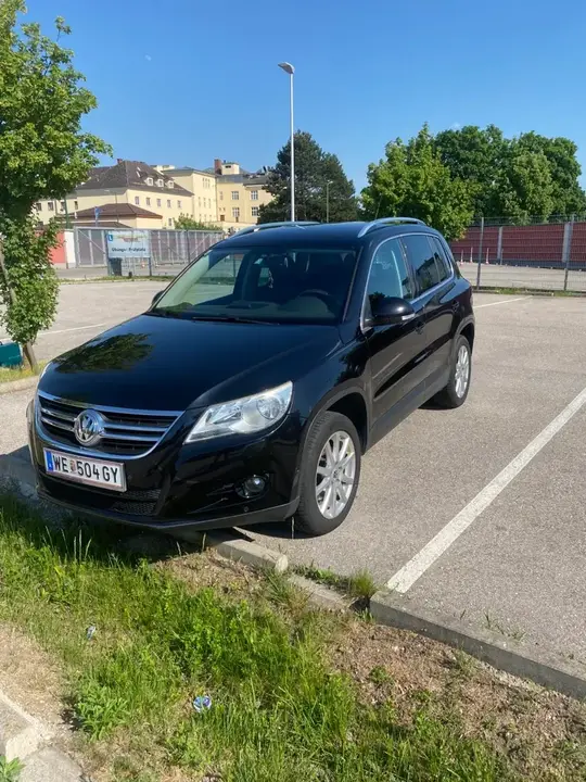 Volkswagen Tiguan 2008 photo 2