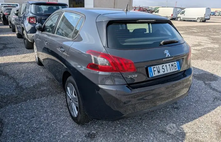 Peugeot 308 2019 photo 4