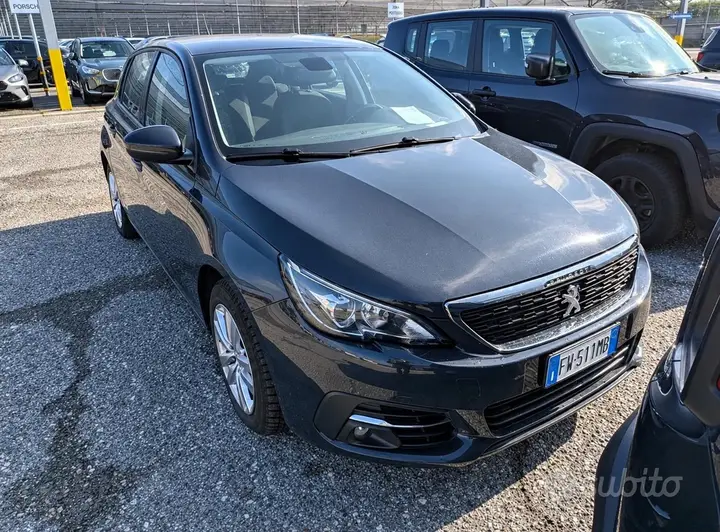 Peugeot 308 2019 photo 2