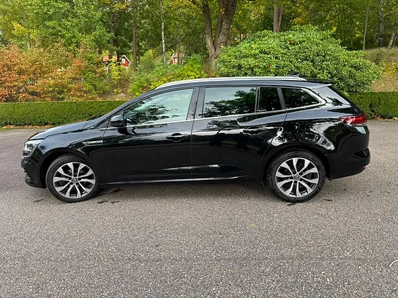 Renault Megane Iv 2021 photo 3