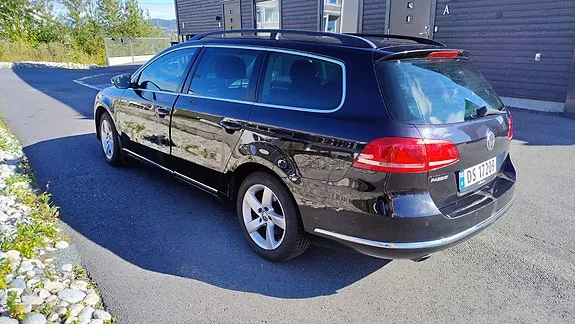 Volkswagen Passat 2012 photo 3