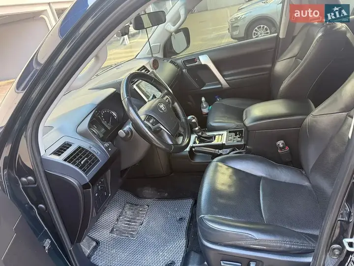 Toyota Land Cruiser Prado 2020 photo 4