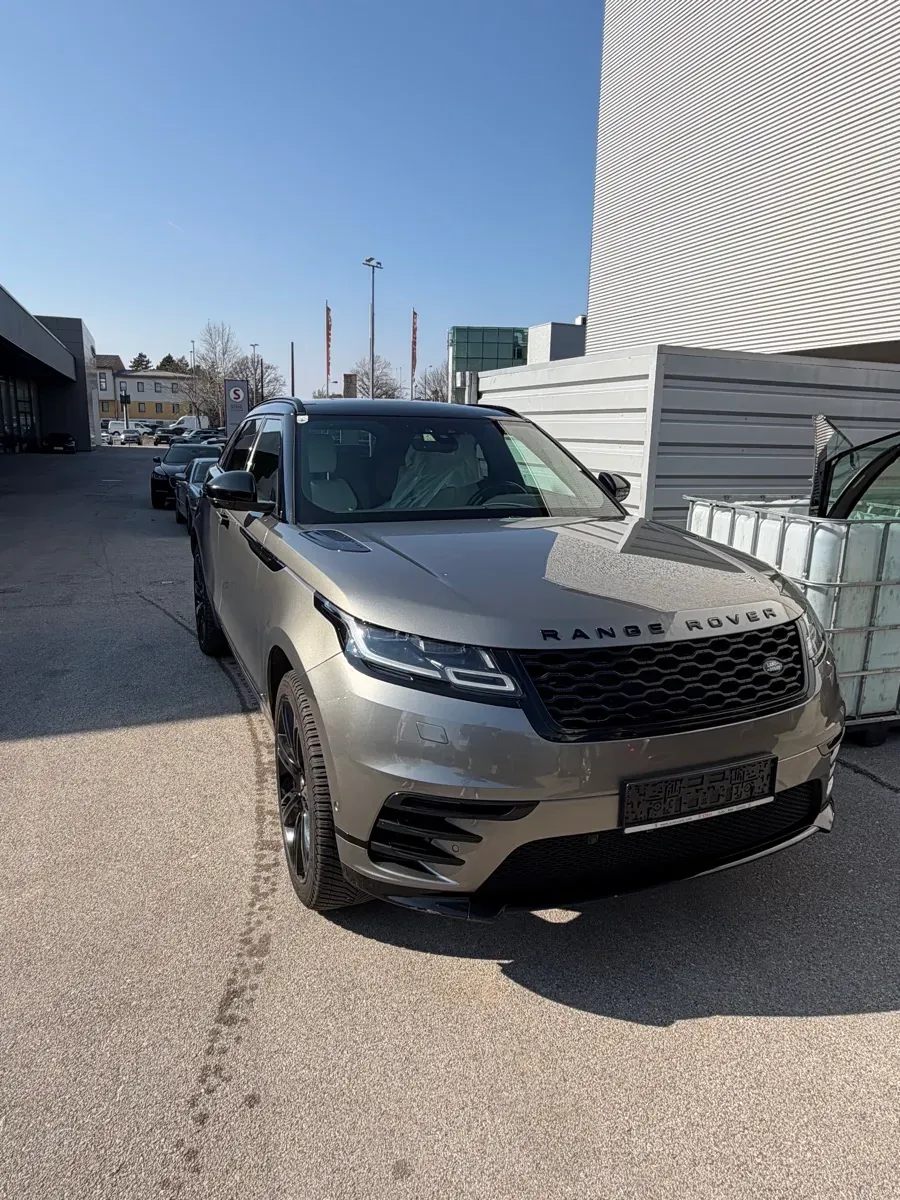 Land Rover Range Rover Velar 2019 photo 2