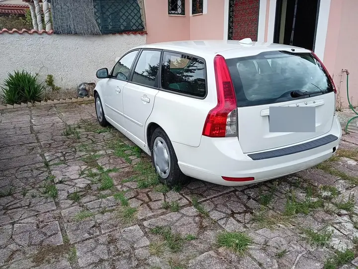 Volvo V50 2011 photo 3