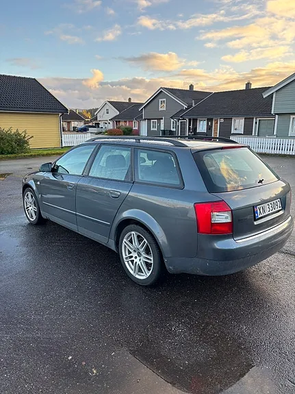 Audi A4 2003 photo 5