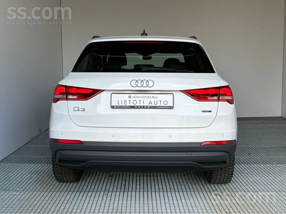 Audi Q3 2021 photo 4
