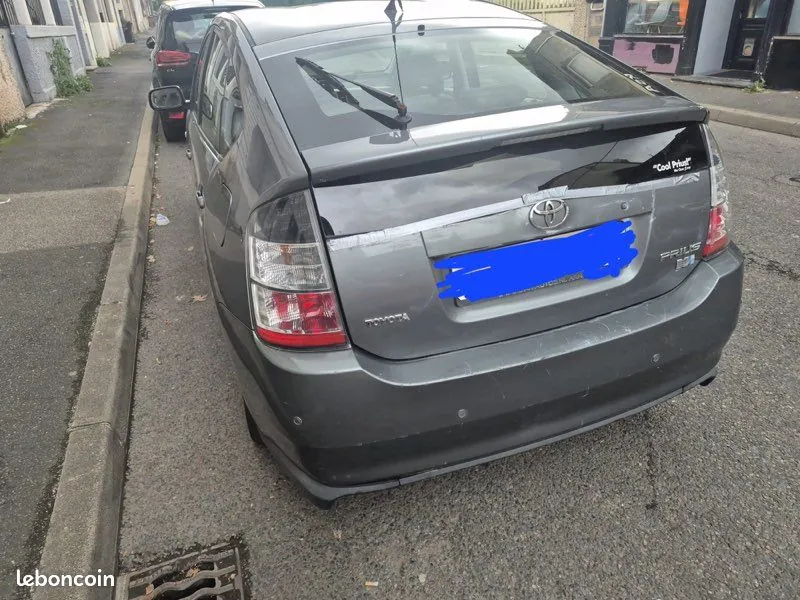 Toyota Prius 2004 photo 3