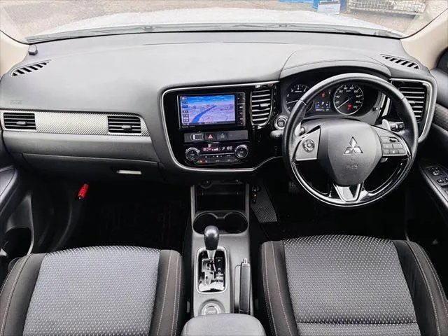 Mitsubishi Outlander 2015 photo 3